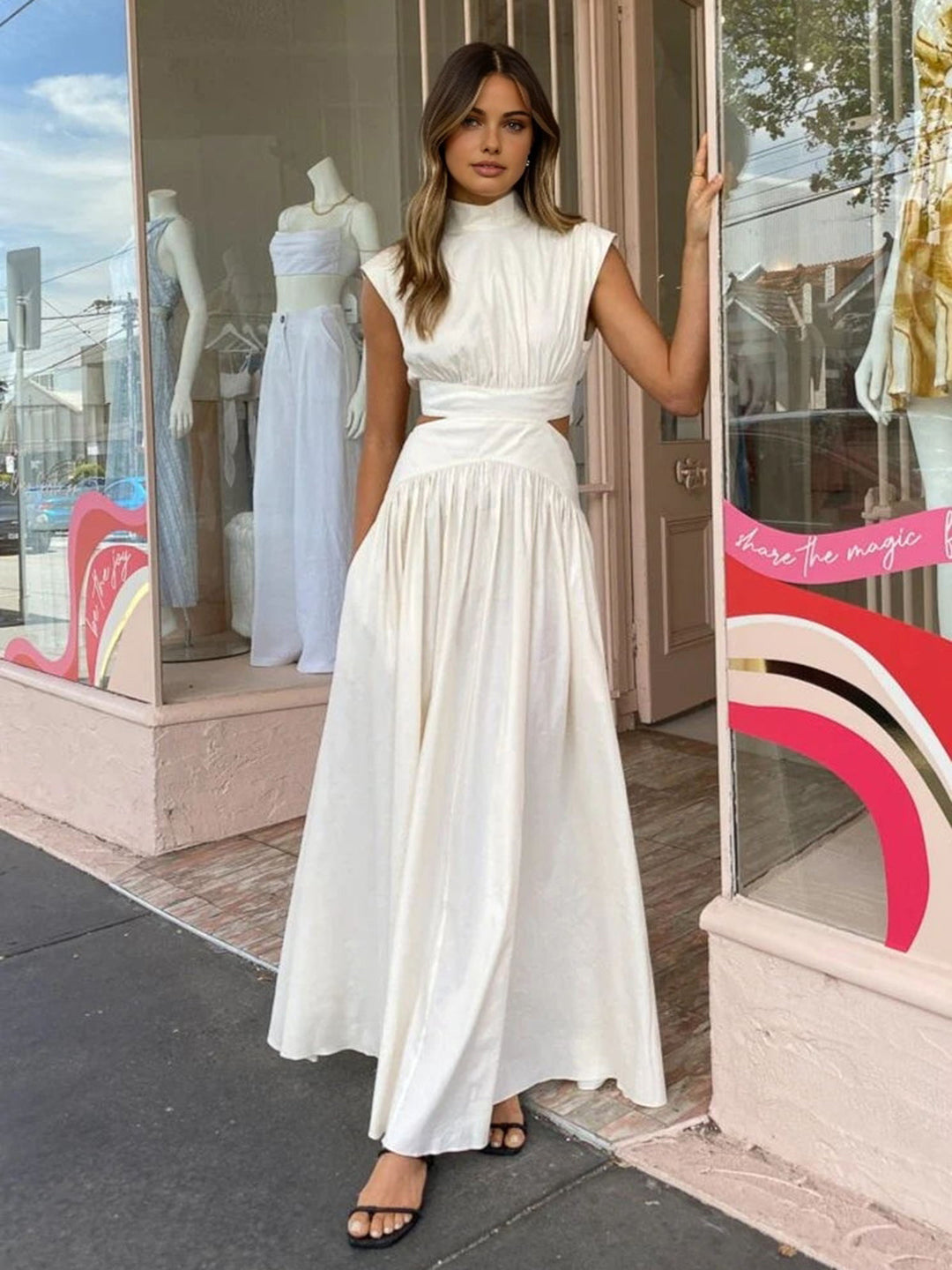Dames Maxi Jurk met Mock Hals en Vloeiende Stof voor Zomerstijl 1