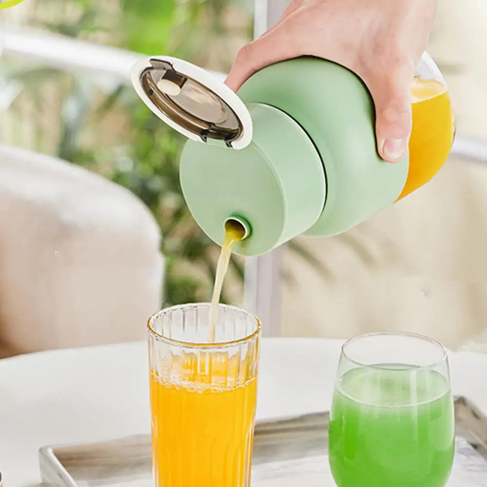 Draagbare Draadloze Sapcentrifuge en Blender voor Smoothies 1