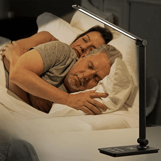 LED Bureaulamp met Draadloos Opladen en Instelbare Helderheid 3