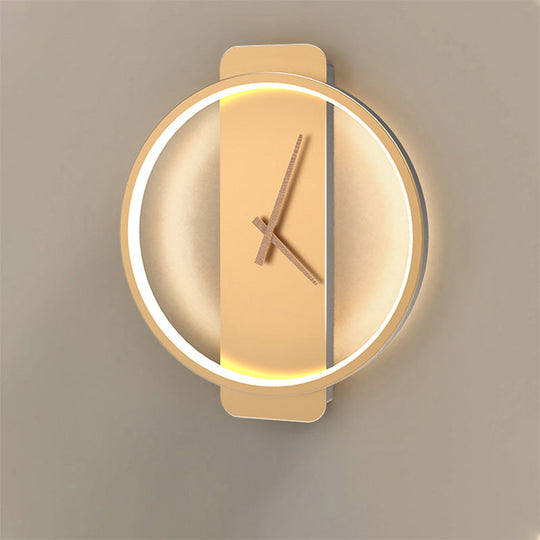 Moderne Wandklok met LED Verlichting 9