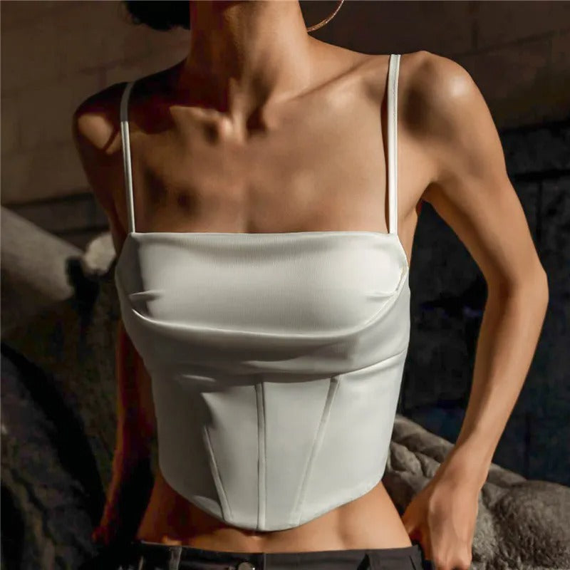 Dames crop top met vetersluiting en open rug
