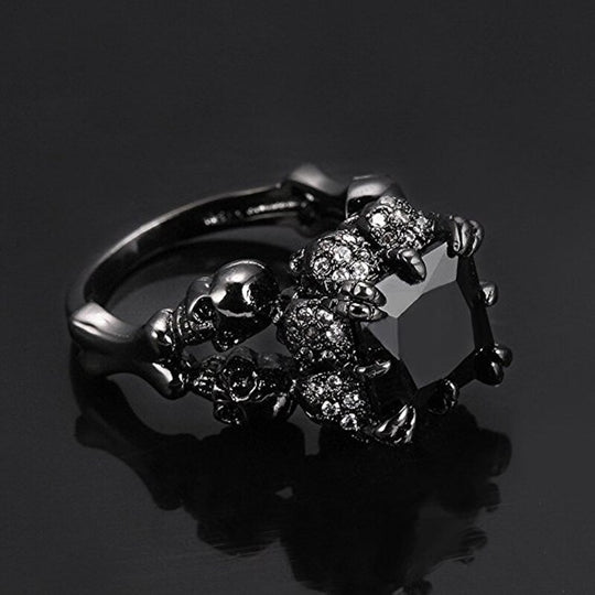 ZWARTE RODIUM GEPLATEERDE DEMONPRINSES RING